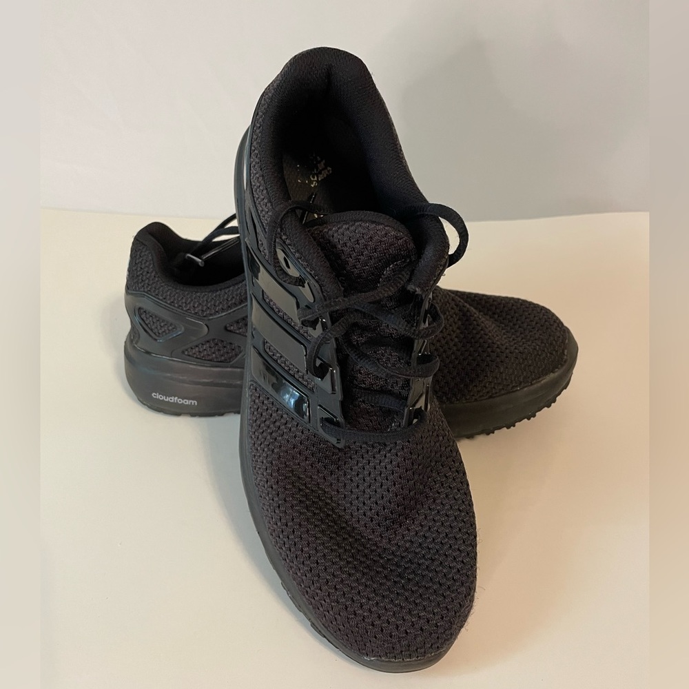 Adidas 2016 Cloudfoam Sneaker, Black Monochrome, Men's 8.5, Like New, Never worn